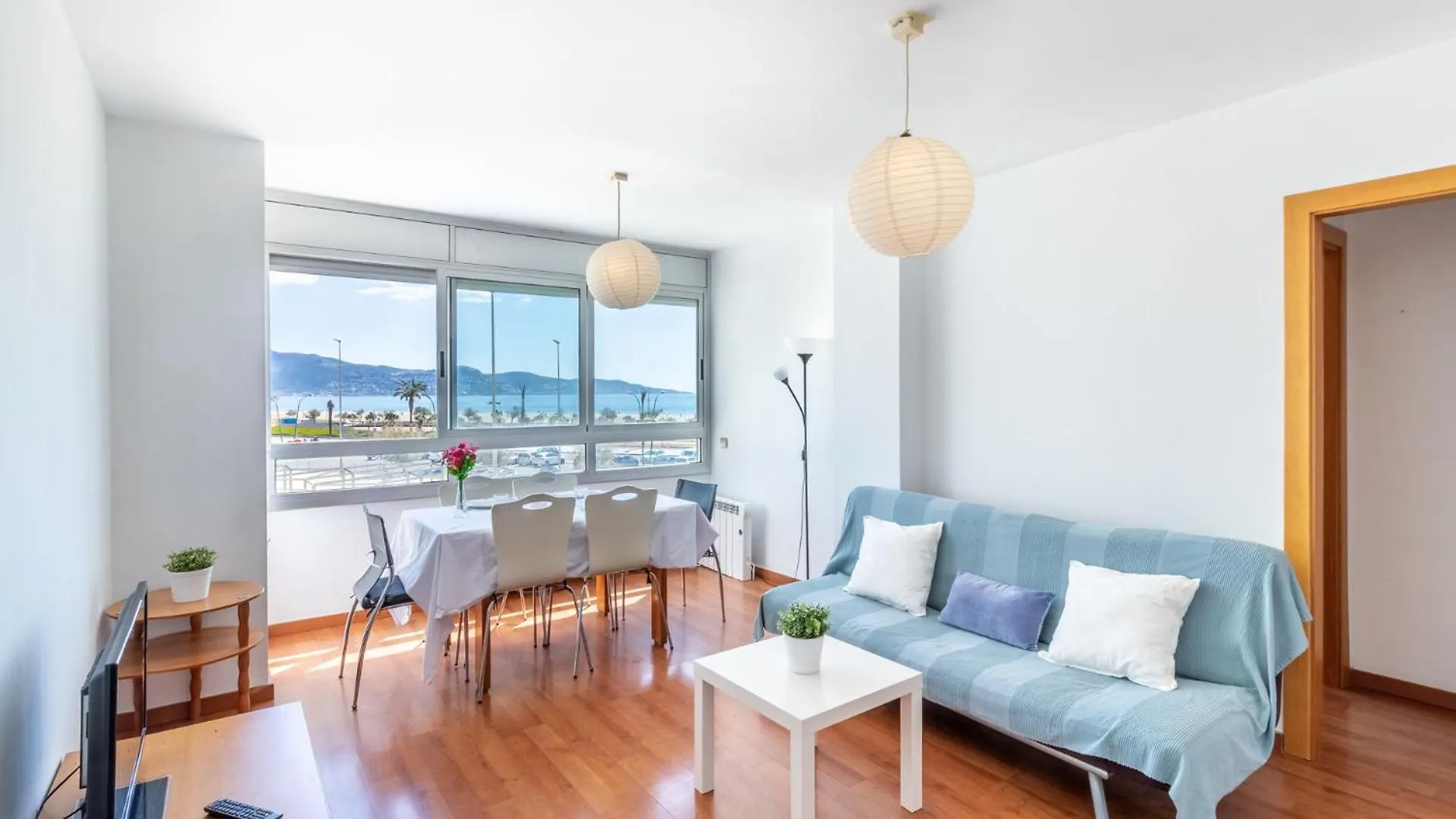 Apartment Goldhome - Primera Linea De Mar, 2 Habitaciones Empuriabrava Spain